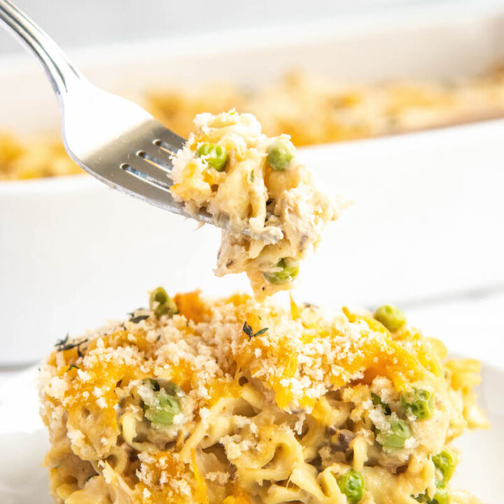 Cheesy Tuna Noodle Casserole Easy Dinner Ideas