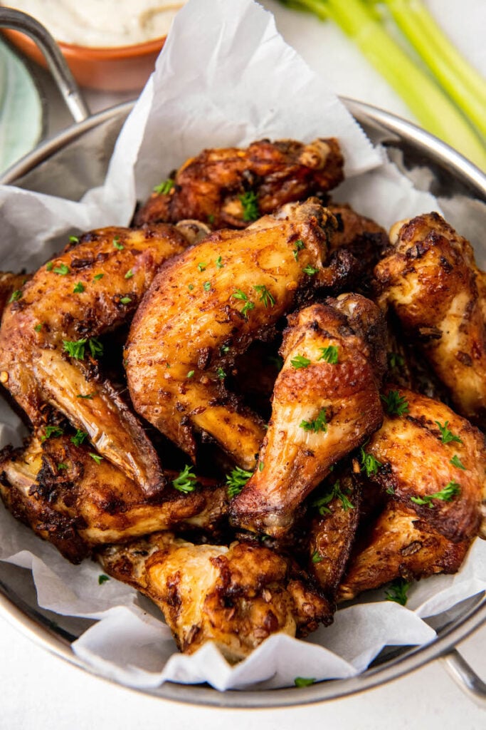 Easy Air Fryer Chicken Wings Recipe | Easy Dinner Ideas