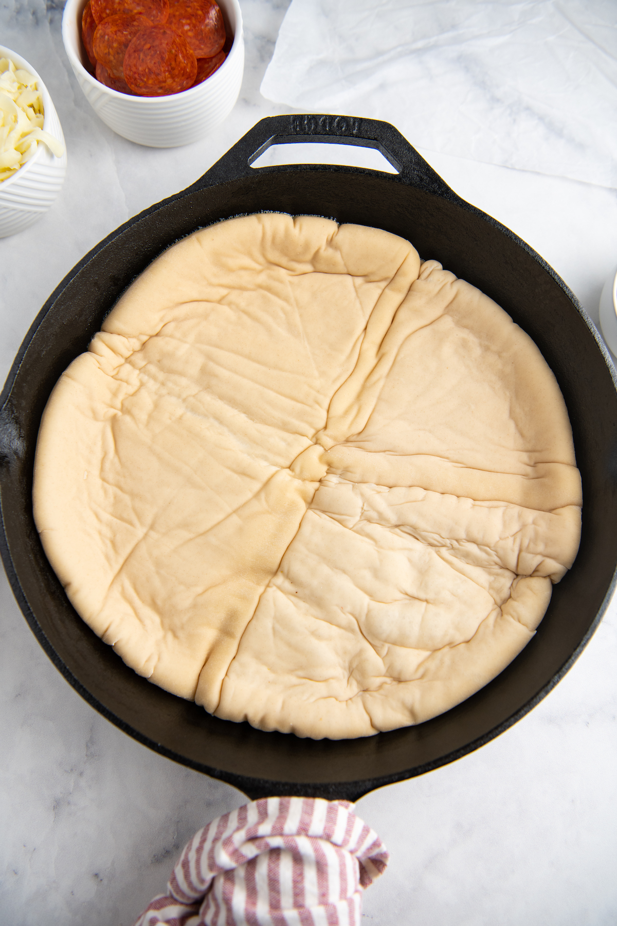 Perfect Cast Iron Pizza Easy, NoFail Recipe Easy Dinner Ideas