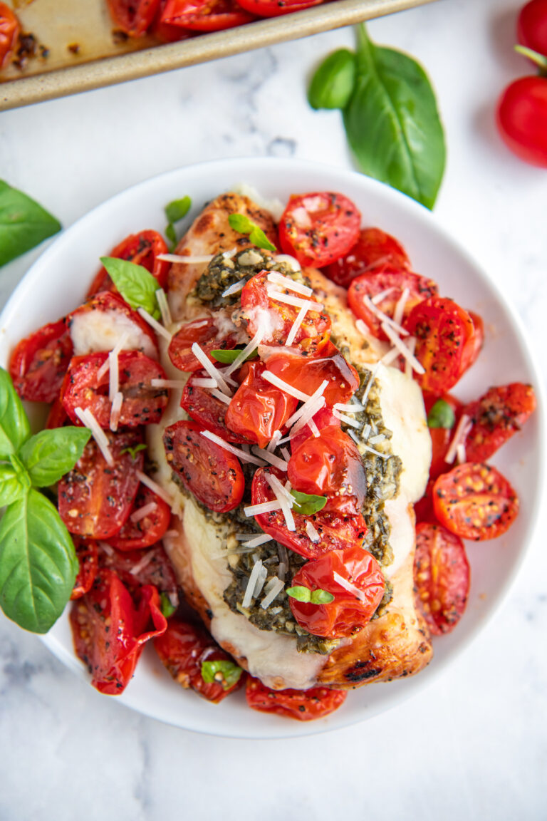 Easy Pesto Chicken Caprese in 30 Minutes | Easy Dinner Ideas