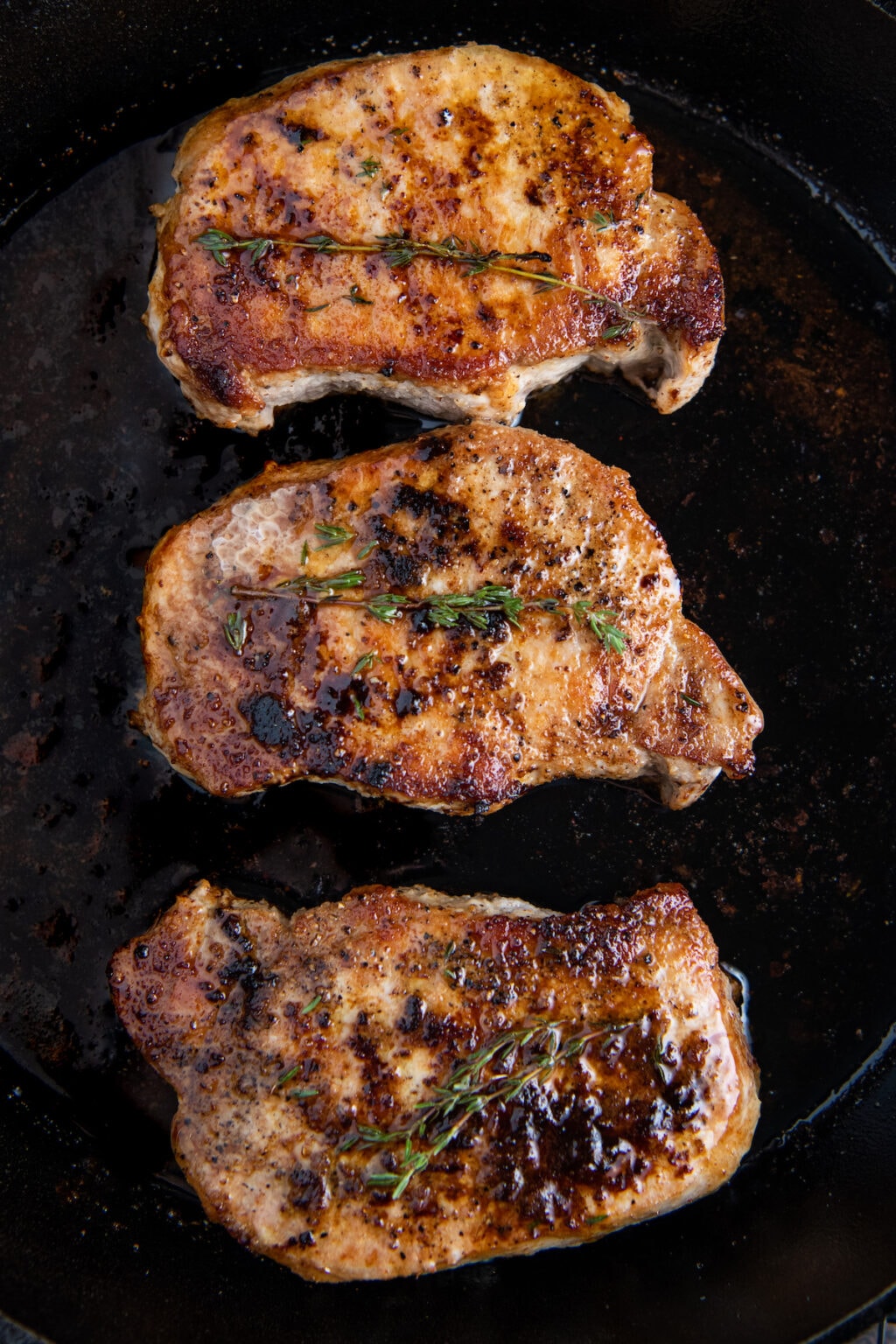 Juicy Pan Fried Pork Chops Recipe | Easy Dinner Ideas