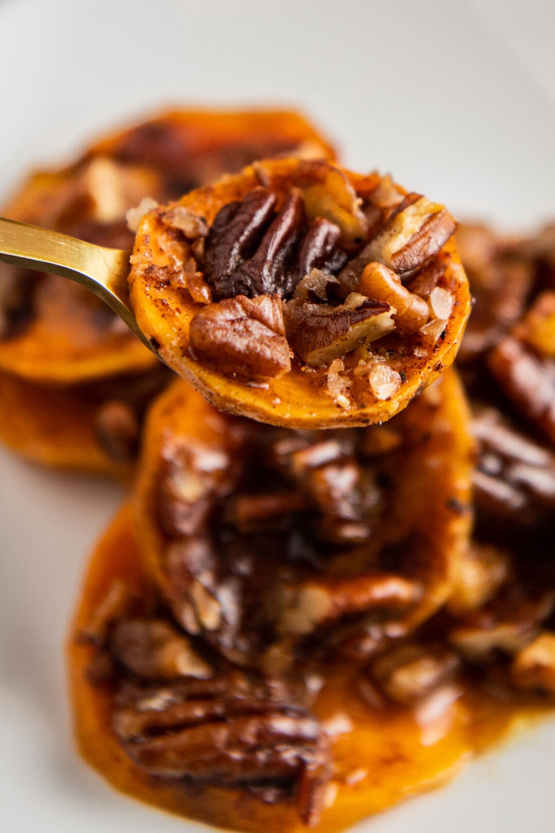 Candied Sweet Potatoes With Pecans | Easy Dinner Ideas