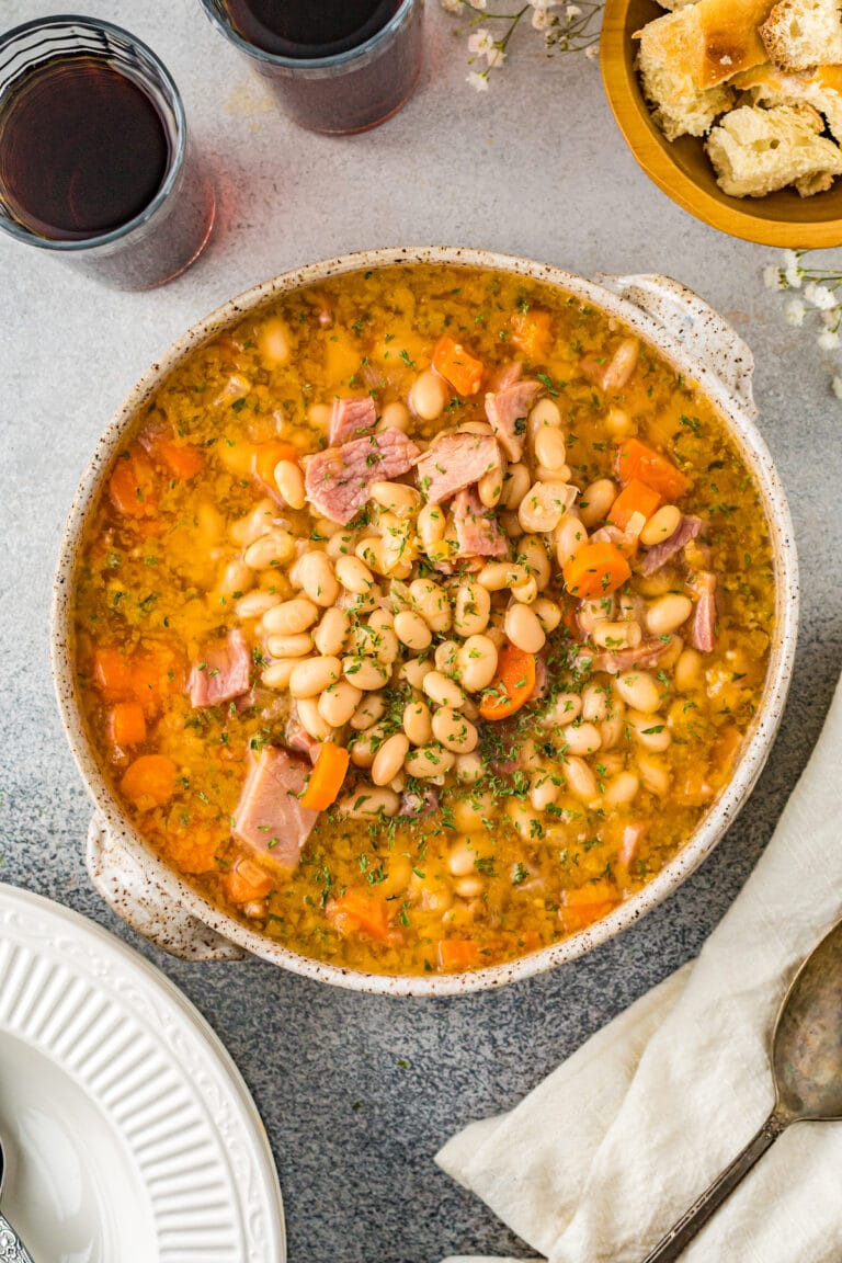 Easy Crockpot Ham and Bean Soup Easy Dinner Ideas