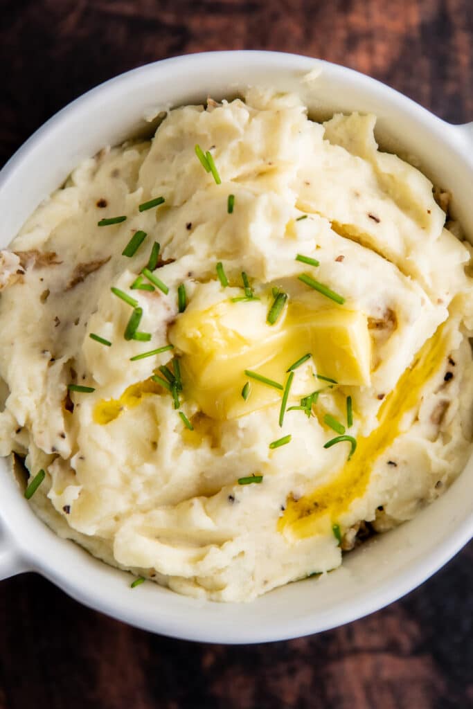 The Best Sour Cream Mashed Potatoes | Easy Dinner Ideas