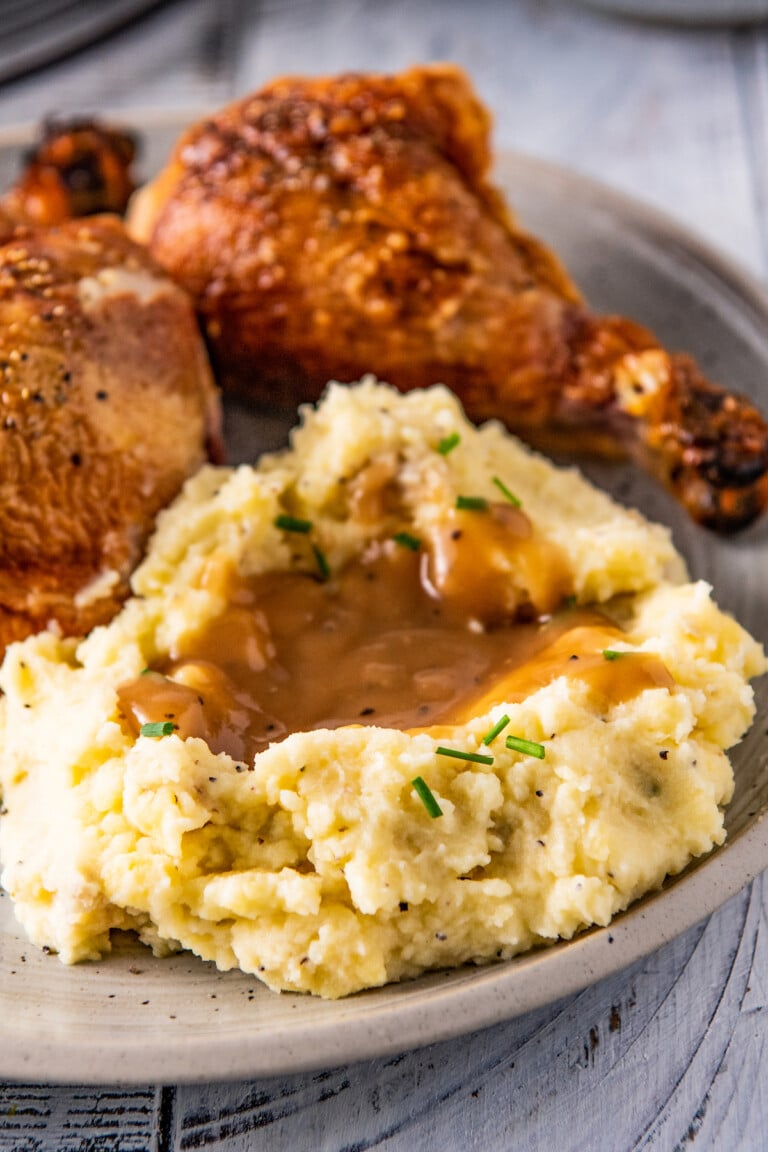 Homemade Brown Gravy (No Drippings!) Easy Dinner Ideas