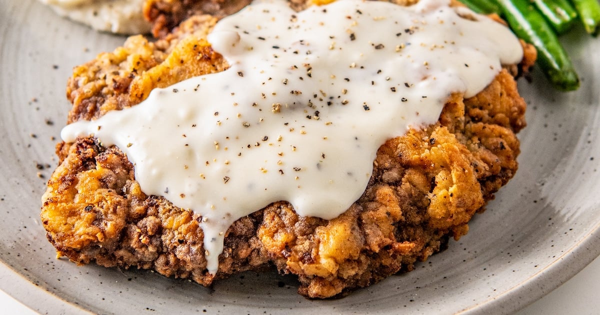 Best Chicken Fried Steak with Gravy Easy Dinner Ideas