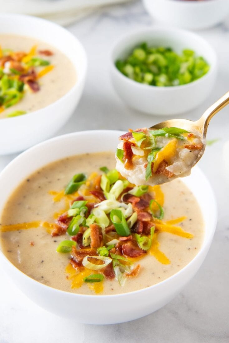 Crockpot Baked Potato Soup | Easy Dinner Ideas