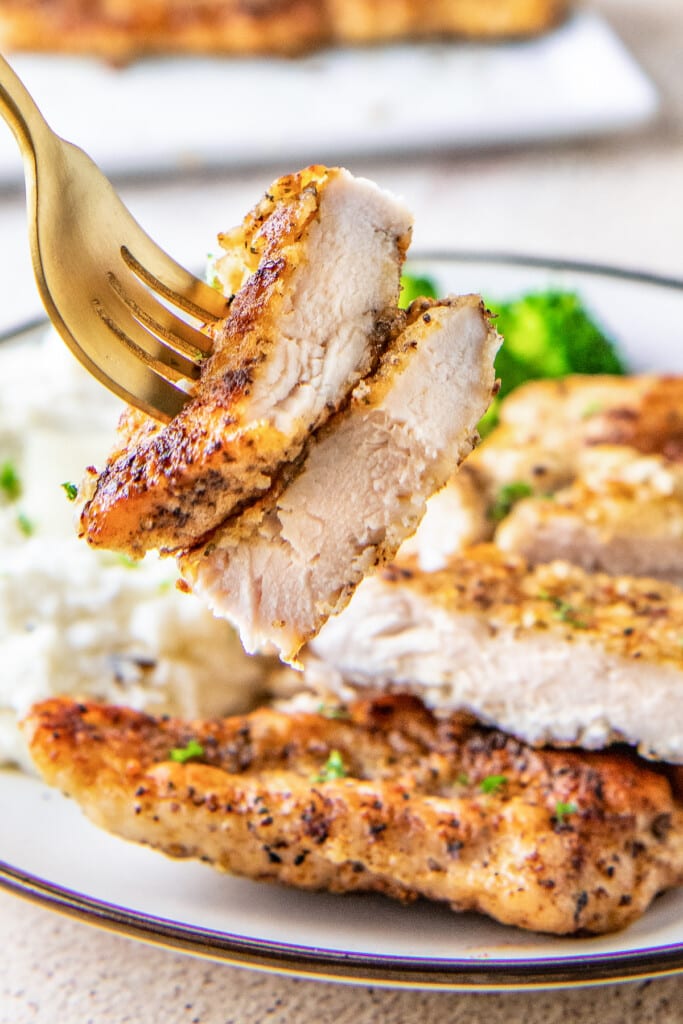 Pan Seared Chicken Breasts | Easy Dinner Ideas