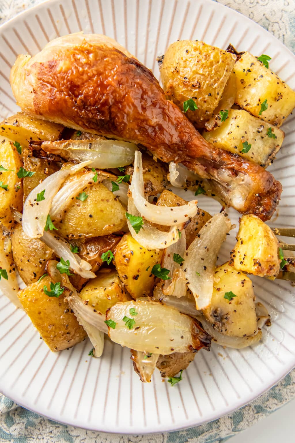 Air Fryer Potatoes and Onions Easy Dinner Ideas