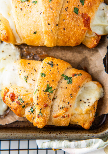 cheesy herb crescent rolls