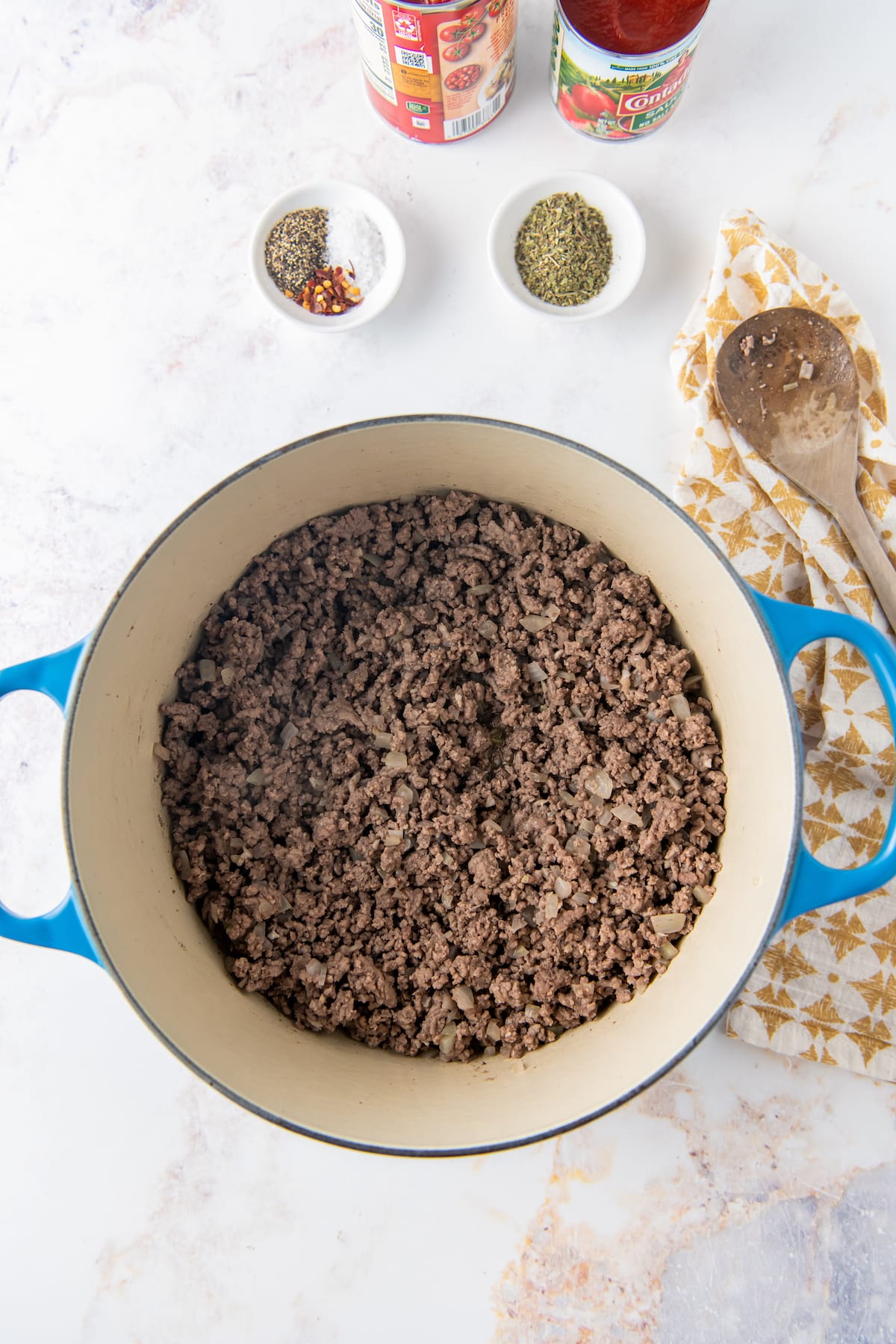 cooked ground beef in a large pot