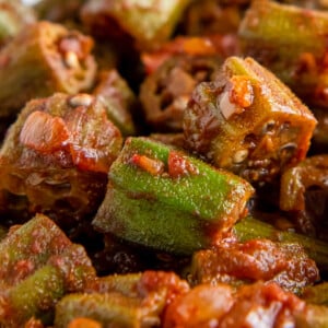 close up of stewed okra and tomatoes
