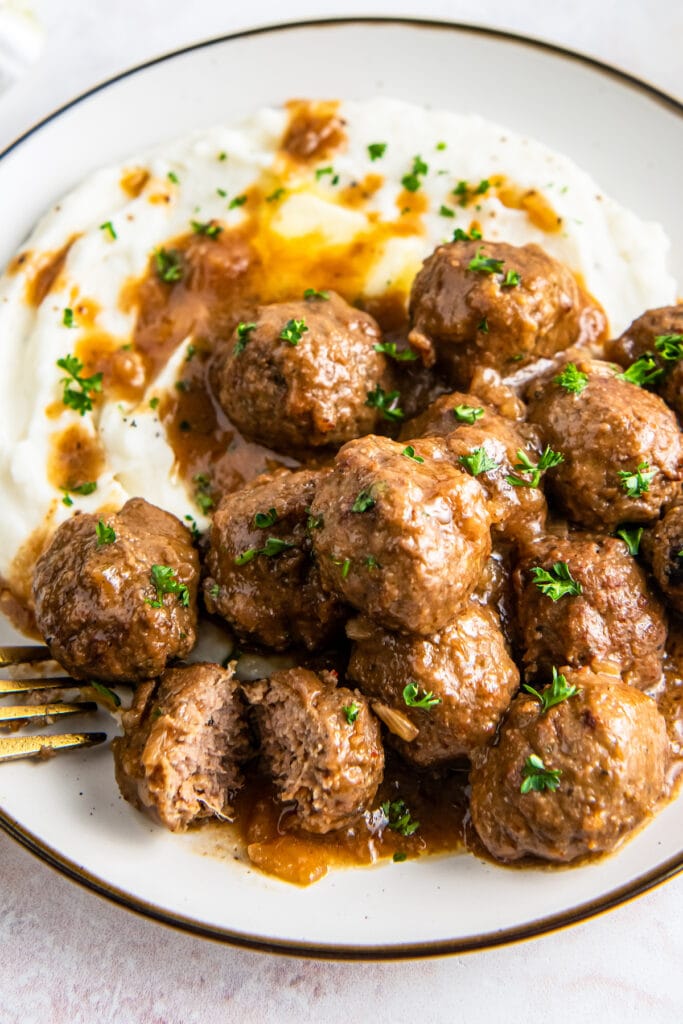 Beefy Onion Crockpot Meatballs Recipe | Easy Dinner Ideas