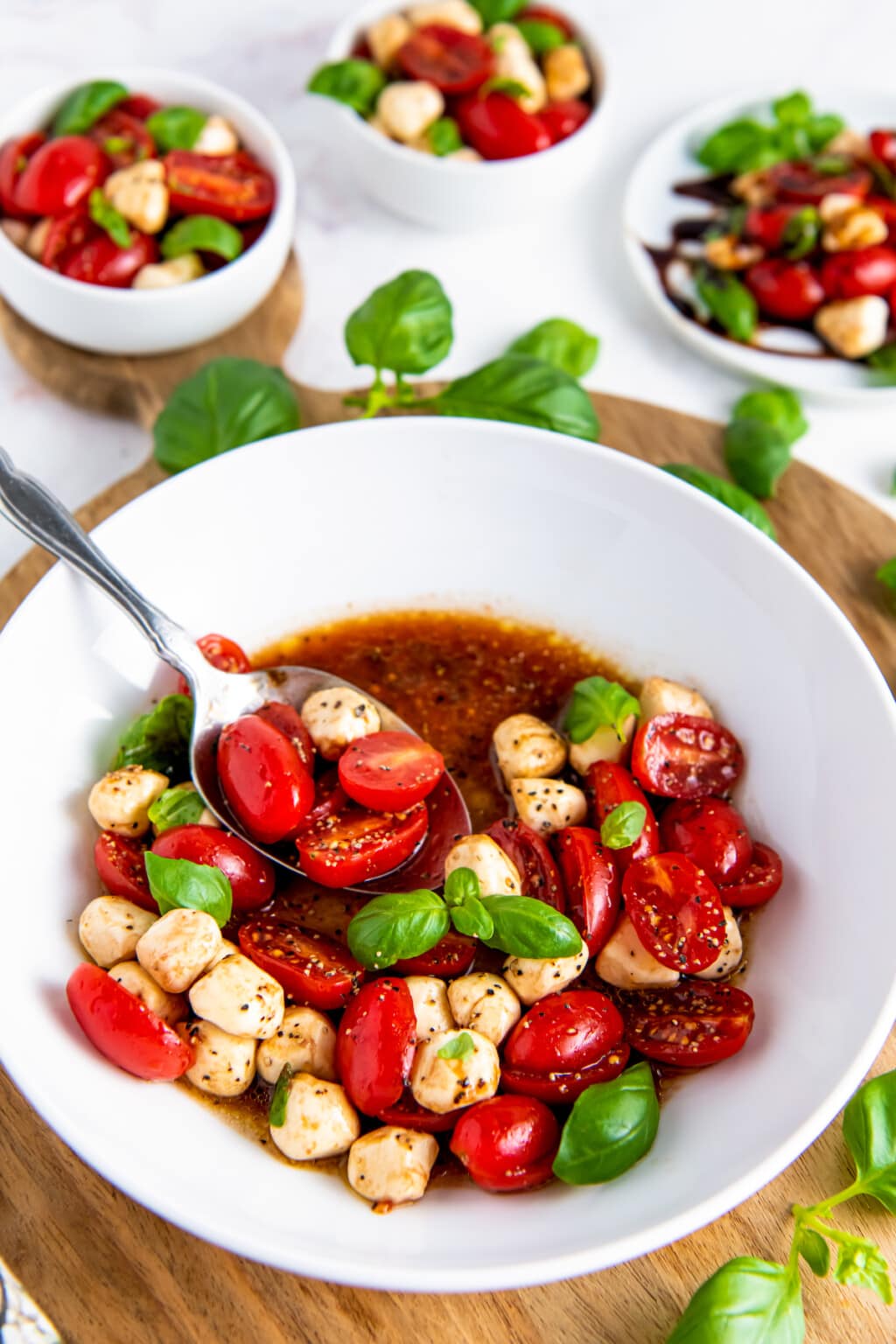 Cherry Tomato Caprese Salad Easy Dinner Ideas