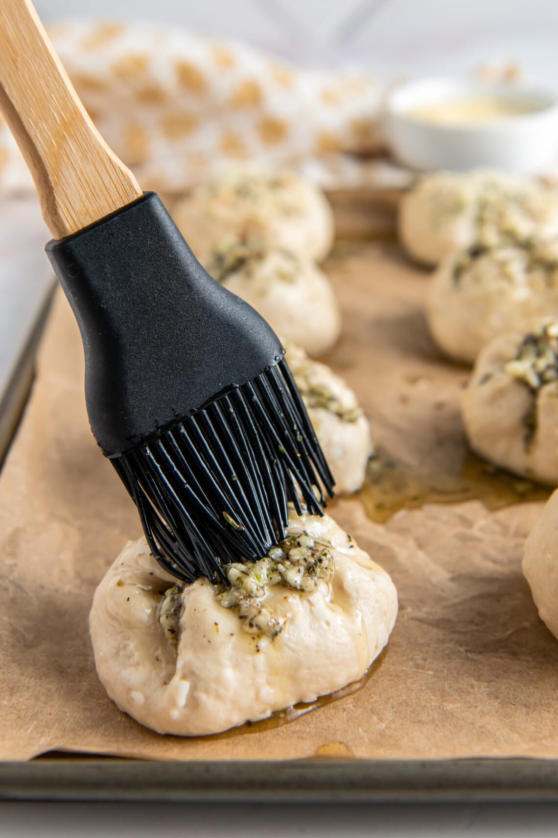 Pepperoni Pizza Bombs | Easy Dinner Ideas