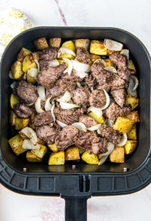 Juicy Air Fryer Steak Bites With Potatoes | Easy Dinner Ideas