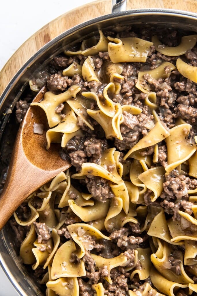 Ground beef and egg noodles in cream of mushroom gravy.