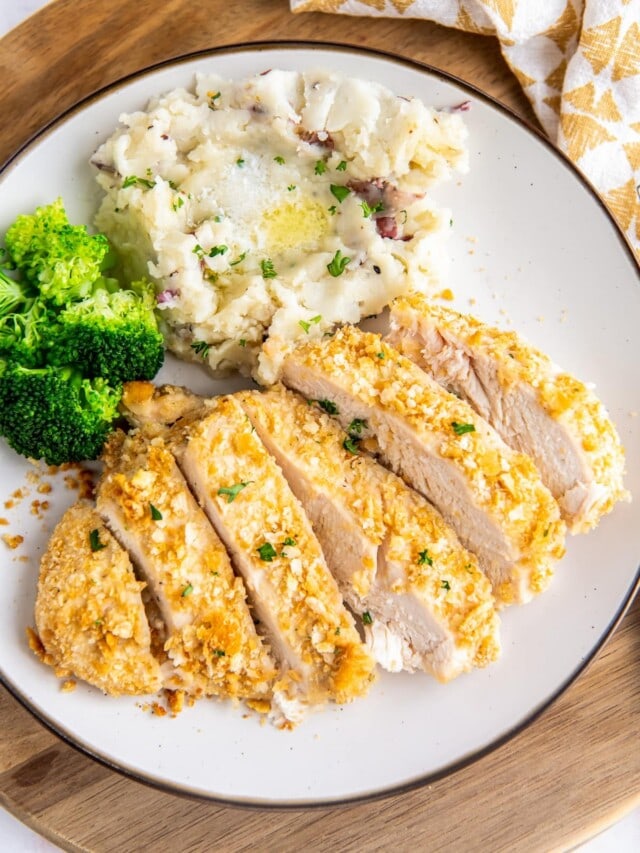 Ranch Ritz Cracker Chicken | Easy Dinner Ideas