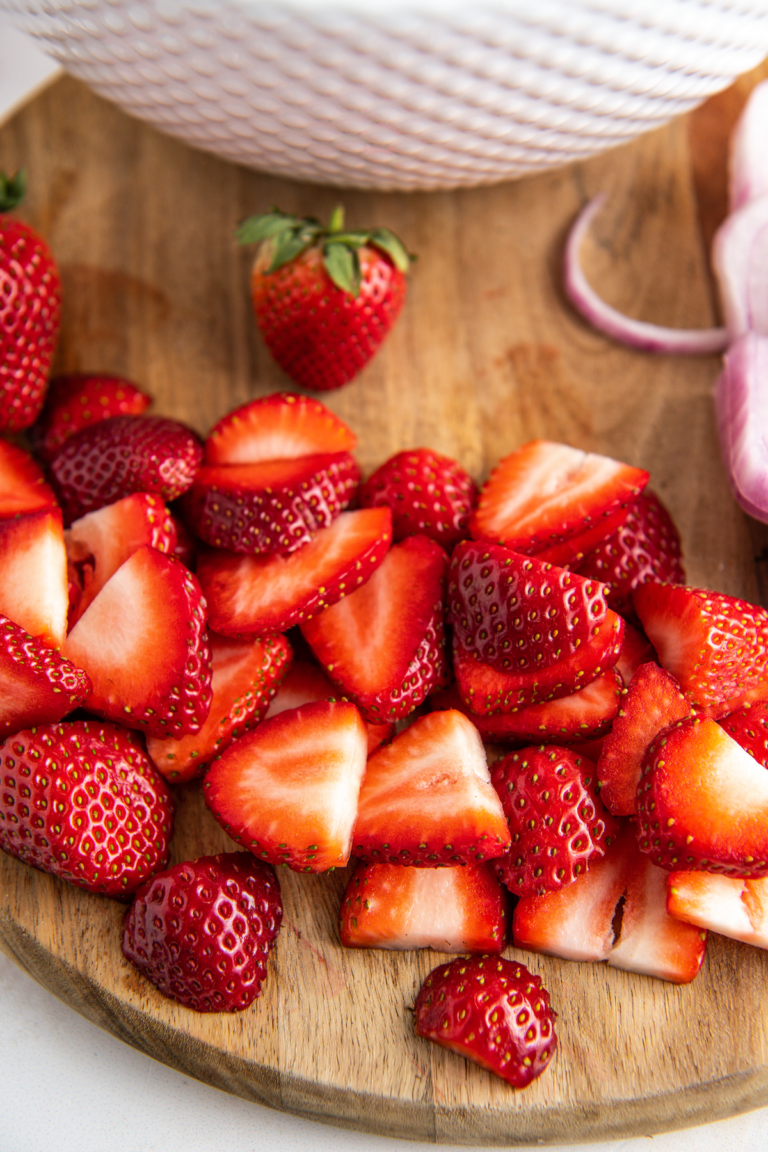 The Best Strawberry Spinach Salad Recipe | Easy Dinner Ideas