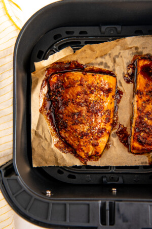 Air Fryer Honey Garlic Salmon | Easy Dinner Ideas