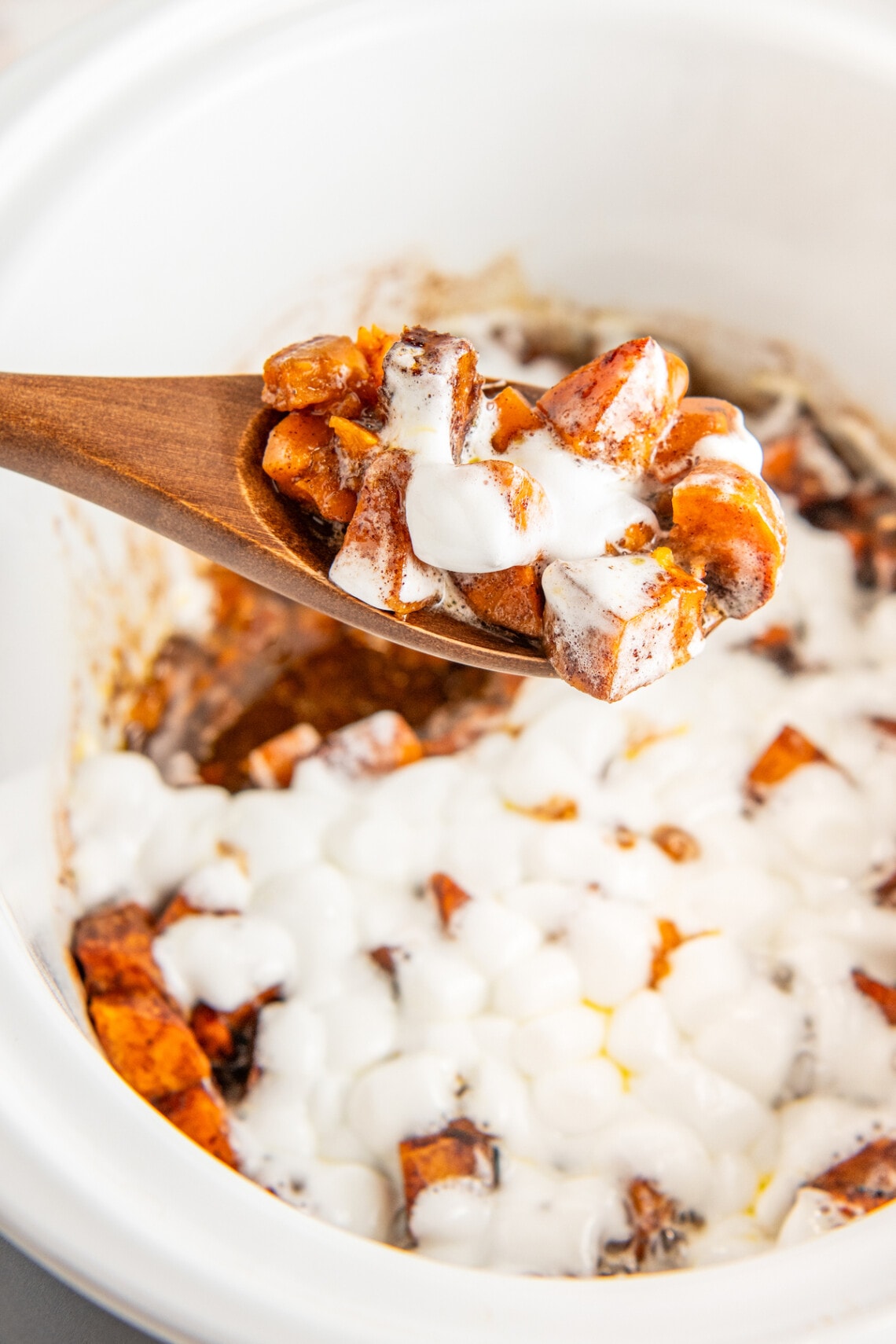 Crockpot Sweet Potato Casserole | Easy Dinner Ideas