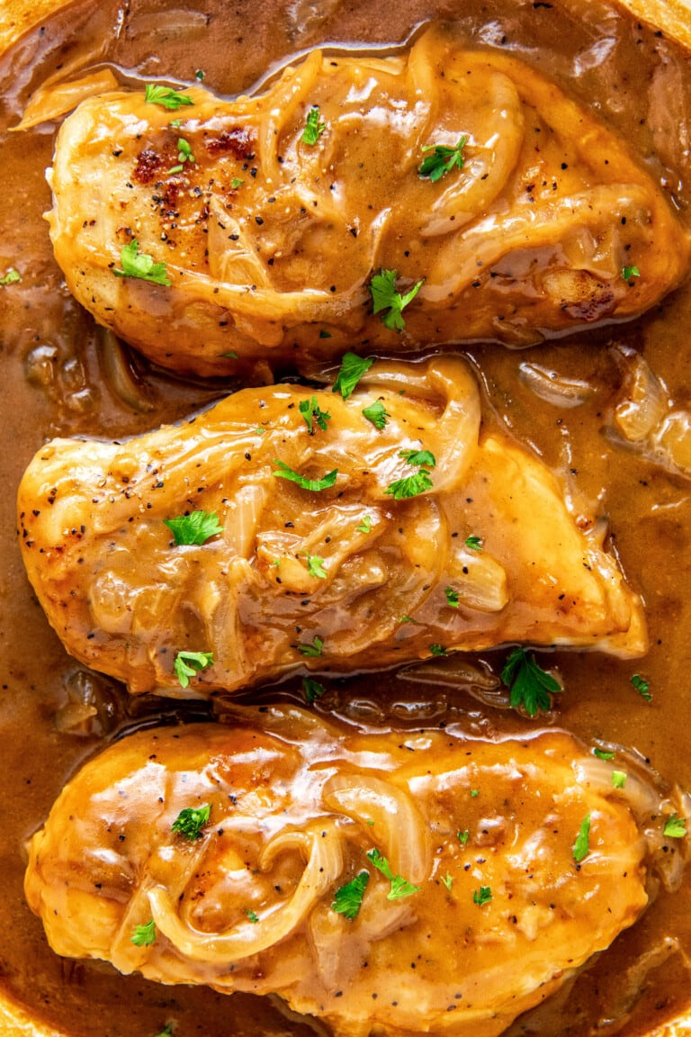 Smothered Chicken | Easy Dinner Ideas